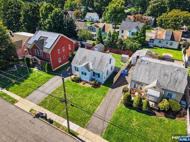10-22 2nd Street, Fair Lawn, NJ 07410