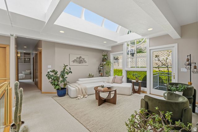 2457 S SCENIC DR, Salt Lake City, UT 84109