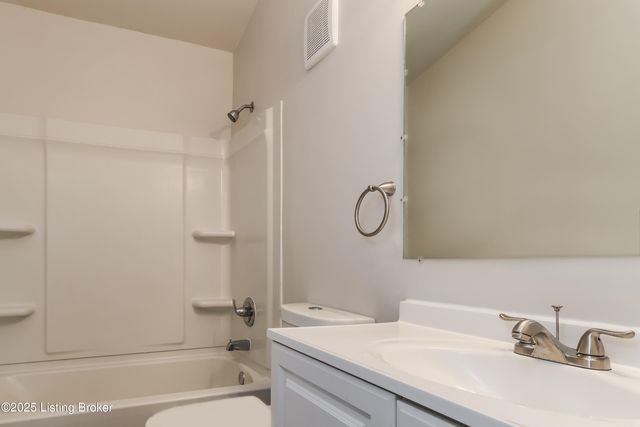 2634 Garland Ave B, Louisville, KY 40211