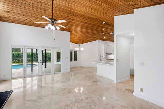 4720 NW 28th Avenue, Boca Raton, FL 33434
