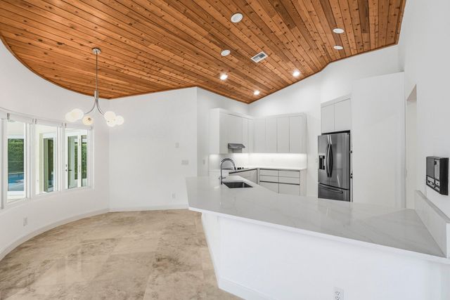 4720 NW 28th Avenue, Boca Raton, FL 33434