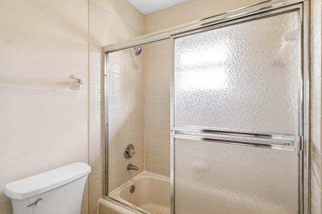 4720 NW 28th Avenue, Boca Raton, FL 33434