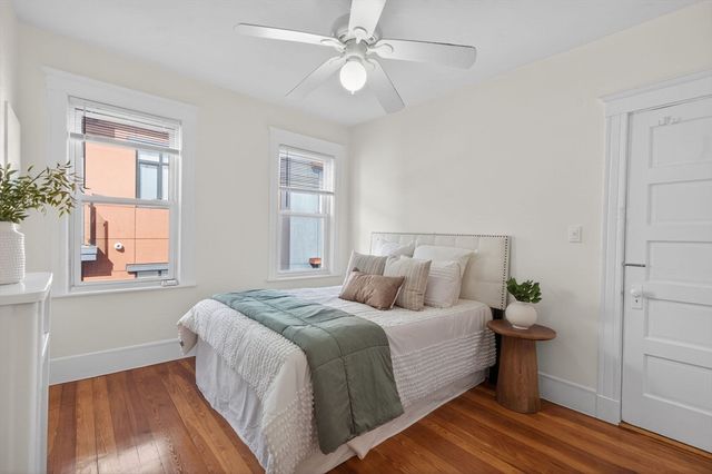 102 Grant B, Somerville, MA 02145