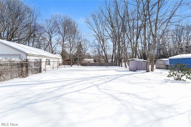 931 Crestline Drive, Akron, OH 44312