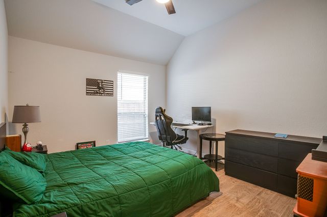 5736 Lake Jackson Drive, Fort Worth, TX 76126