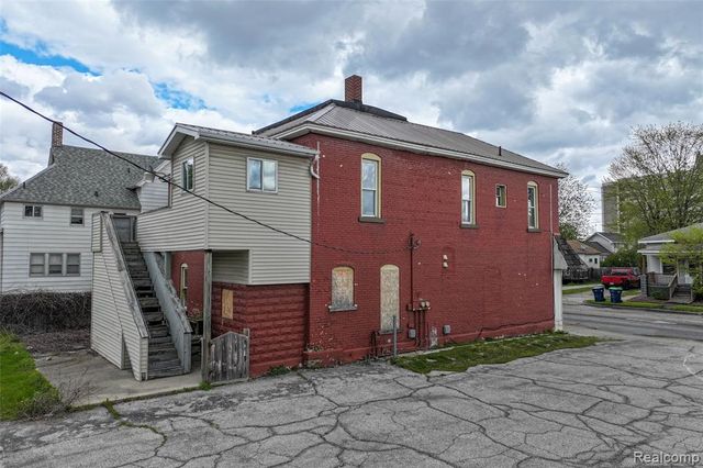 310 S Henry Street, Bay City, MI 48706