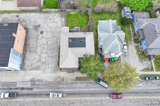 310 S Henry Street, Bay City, MI 48706