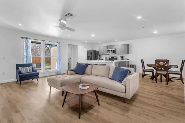 6300 Merriwood DR, Austin, TX 78745