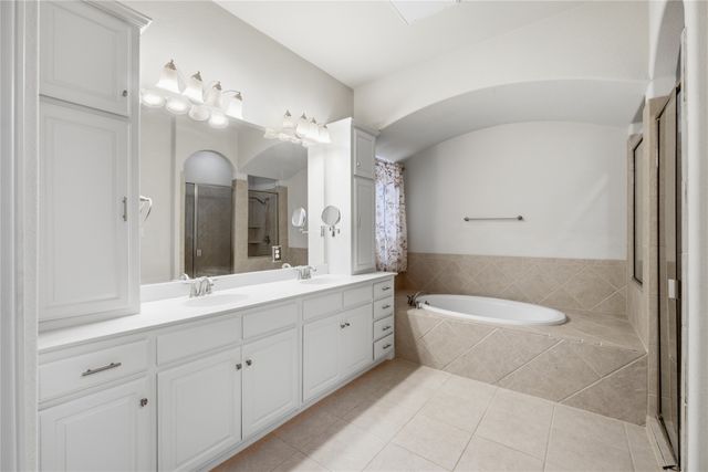 328 Anna Avenue, Lewisville, TX 75056