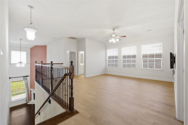 328 Anna Avenue, Lewisville, TX 75056