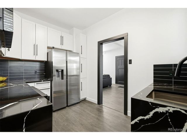 4001 S Acoma St, Englewood, CO 80110