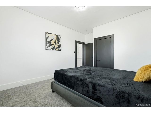 4001 S Acoma St, Englewood, CO 80110