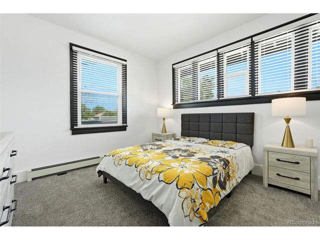 4001 S Acoma St, Englewood, CO 80110