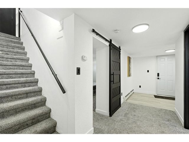 4001 S Acoma St, Englewood, CO 80110