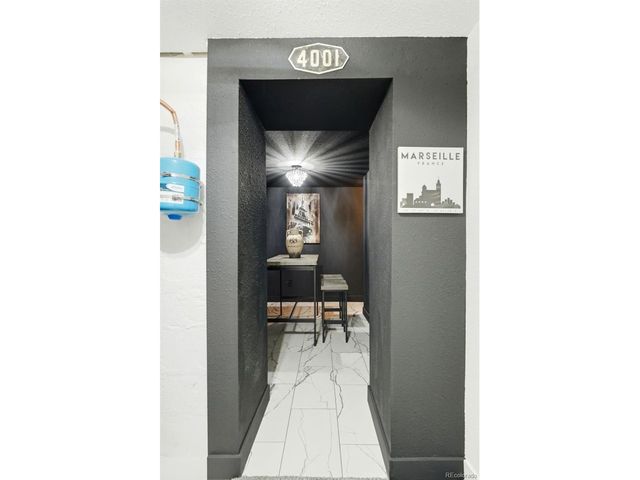 4001 S Acoma St, Englewood, CO 80110