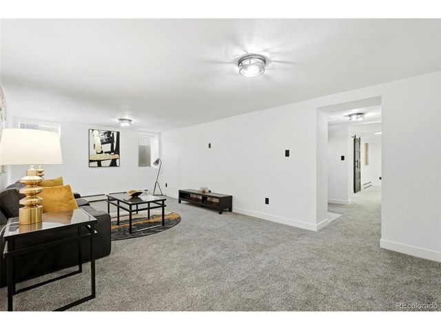 4001 S Acoma St, Englewood, CO 80110
