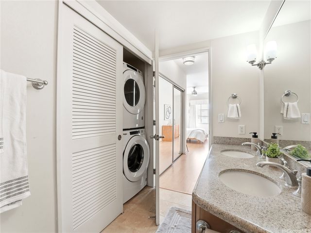 421 Olohana Street 2103, Honolulu, HI 96815