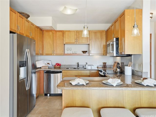 421 Olohana Street 2103, Honolulu, HI 96815