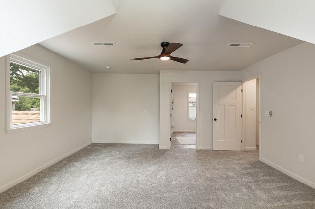 833 E Mentor Street, Springfield, MO 65810
