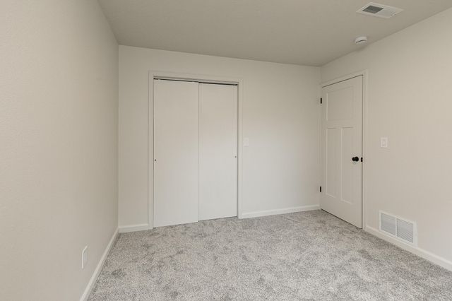 833 E Mentor Street, Springfield, MO 65810