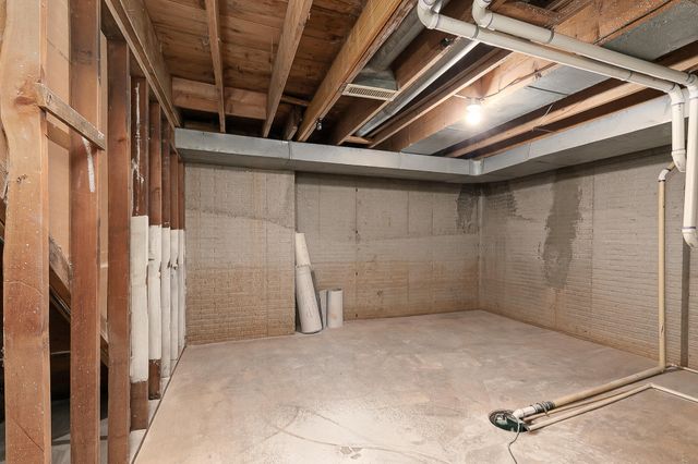 833 E Mentor Street, Springfield, MO 65810