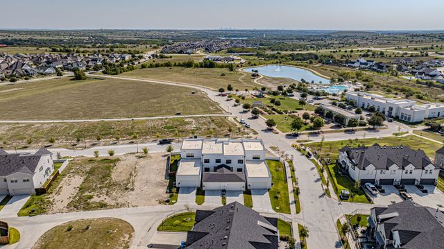 2152 Village Walk Place, Aledo, TX 76008