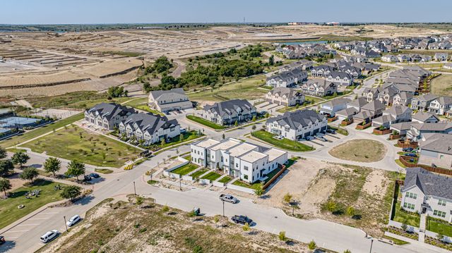 2152 Village Walk Place, Aledo, TX 76008