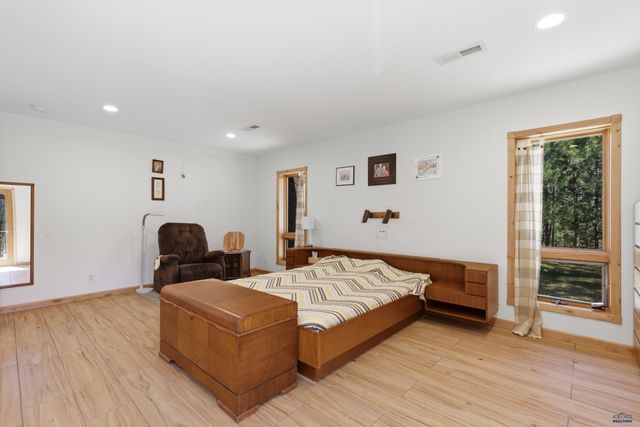 5418 STONE TREE CT, Piedmont, SD 57769