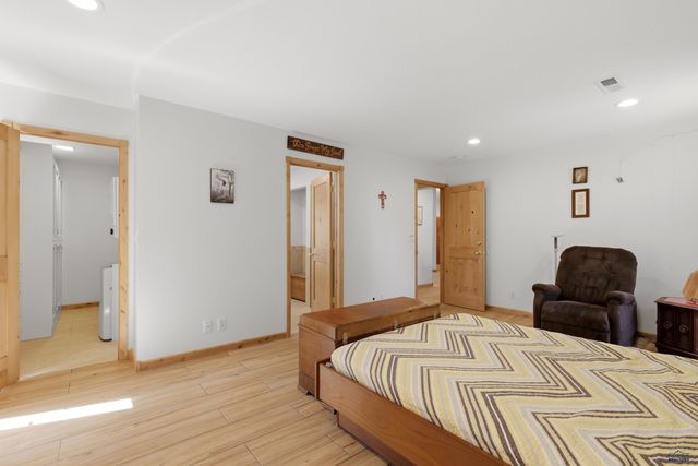 5418 STONE TREE CT, Piedmont, SD 57769