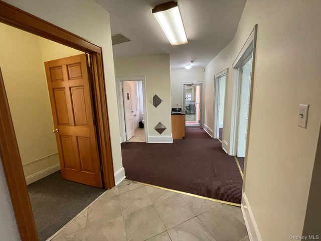 44-41 Douglaston Parkway, Douglaston, NY 11363