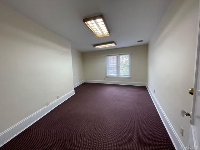 44-41 Douglaston Parkway, Douglaston, NY 11363