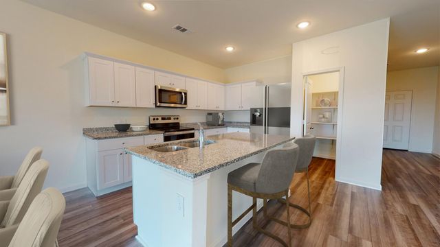 501 Castillo Dr., Loris, SC 29569