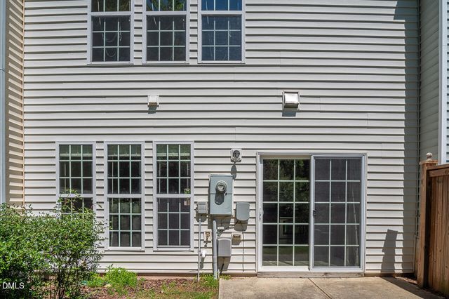 1116 Kingston Grove Drive, Cary, NC 27519