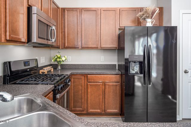 1116 Kingston Grove Drive, Cary, NC 27519