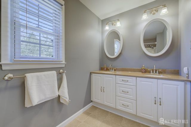58 Hamilton Lane, Plainsboro, NJ 08536