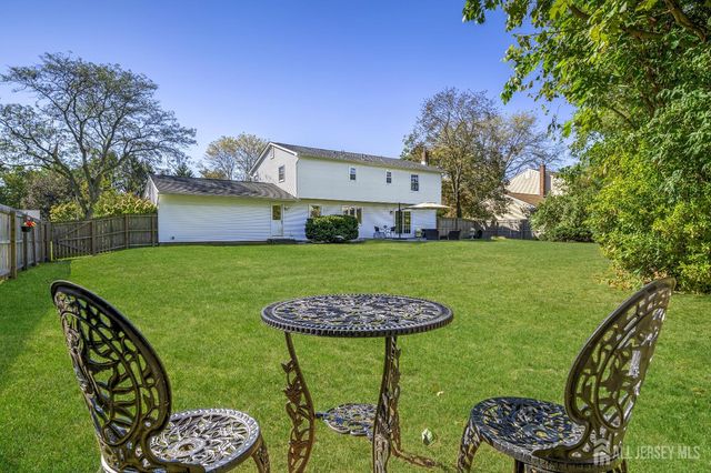 58 Hamilton Lane, Plainsboro, NJ 08536