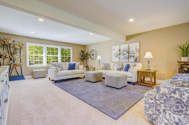 58 Hamilton Lane, Plainsboro, NJ 08536