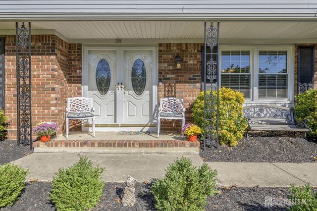 58 Hamilton Lane, Plainsboro, NJ 08536