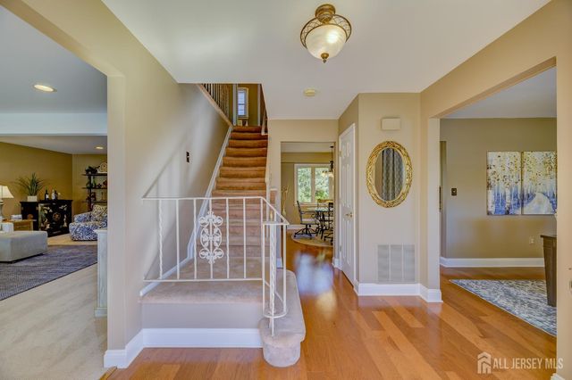 58 Hamilton Lane, Plainsboro, NJ 08536