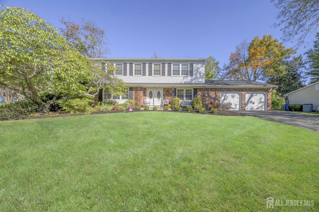 58 Hamilton Lane, Plainsboro, NJ 08536