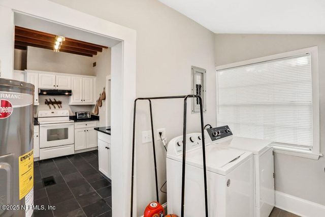 1104 LASALLE Street, Jacksonville, FL 32207