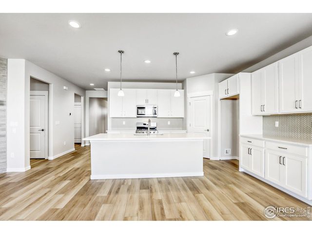 5871 Aspenglow St, Firestone, CO 80504