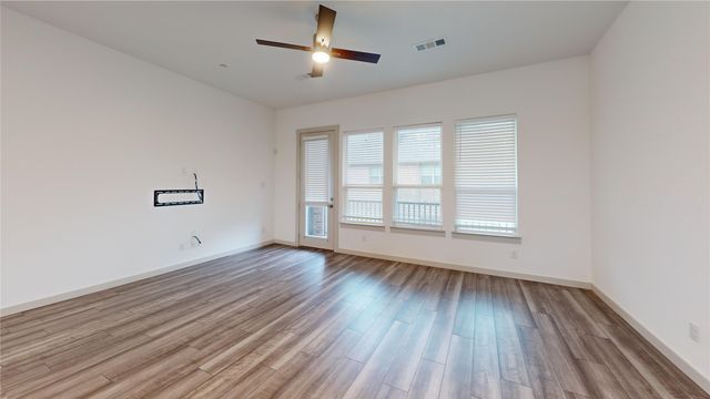 685 Vista Del Lago Drive, Lewisville, TX 75067