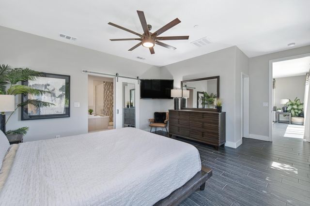 611 Willow Ridge Ct, Folsom, CA 95630