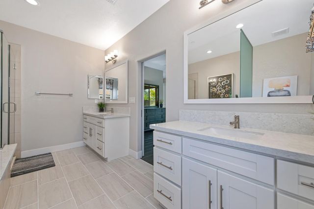 611 Willow Ridge Ct, Folsom, CA 95630