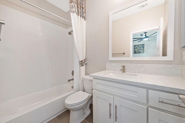 611 Willow Ridge Ct, Folsom, CA 95630