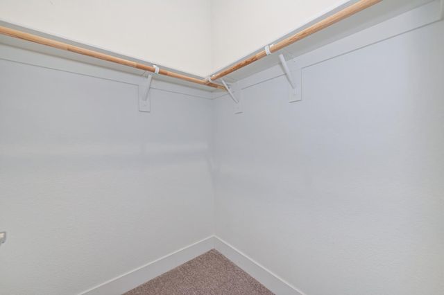 611 Willow Ridge Ct, Folsom, CA 95630