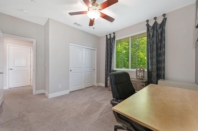 611 Willow Ridge Ct, Folsom, CA 95630