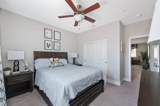 611 Willow Ridge Ct, Folsom, CA 95630