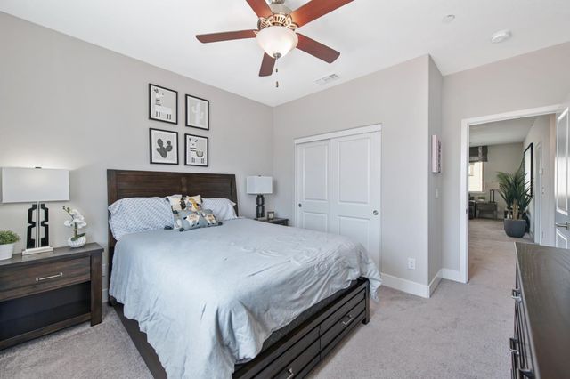 611 Willow Ridge Ct, Folsom, CA 95630